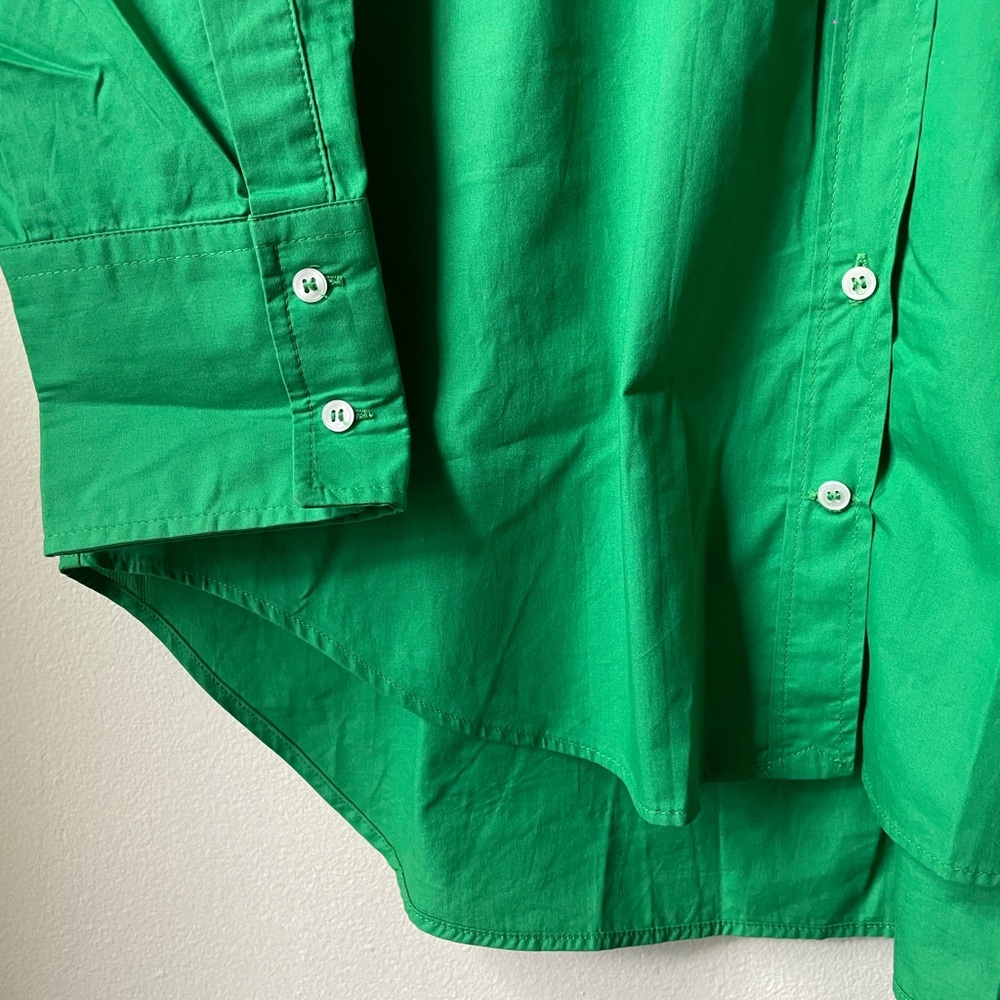 Button up - Picture 2 of 4